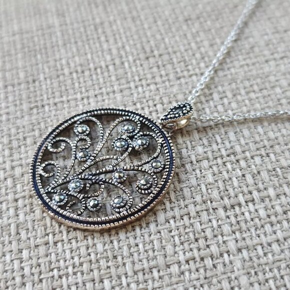 Women Necklace Round Pendant Fashion Jewelry Silver Tone Chain Necklace - Picture 4 of 11